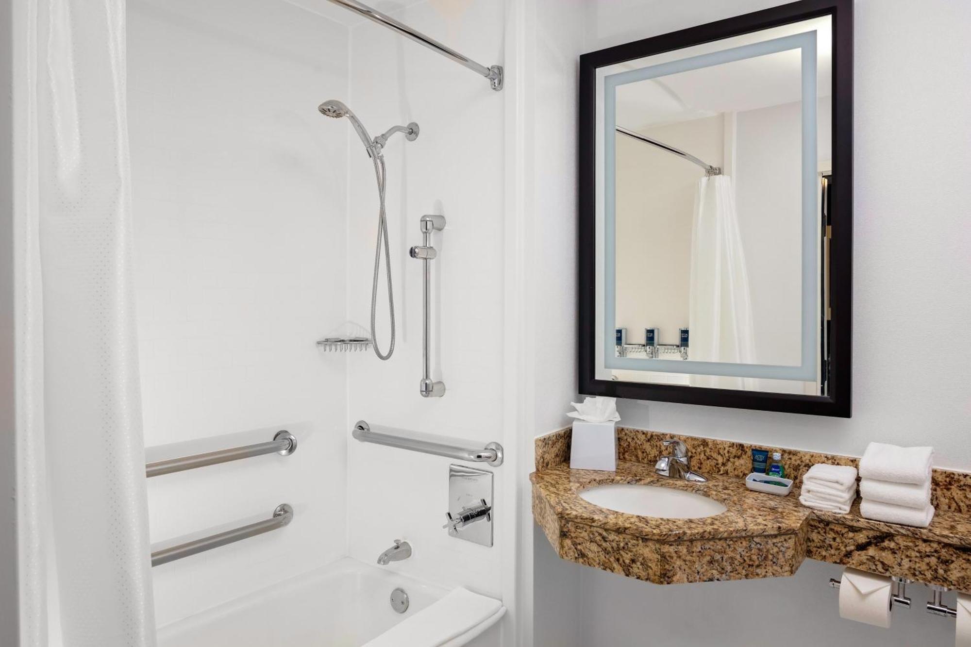 Four Points By Sheraton Memphis East Екстериор снимка