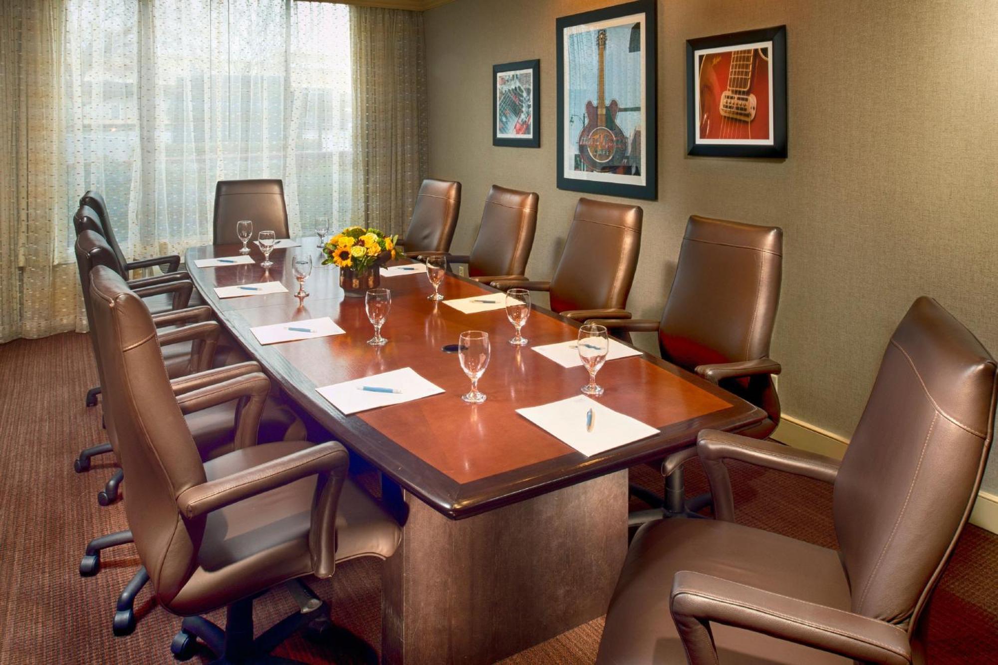Four Points By Sheraton Memphis East Екстериор снимка