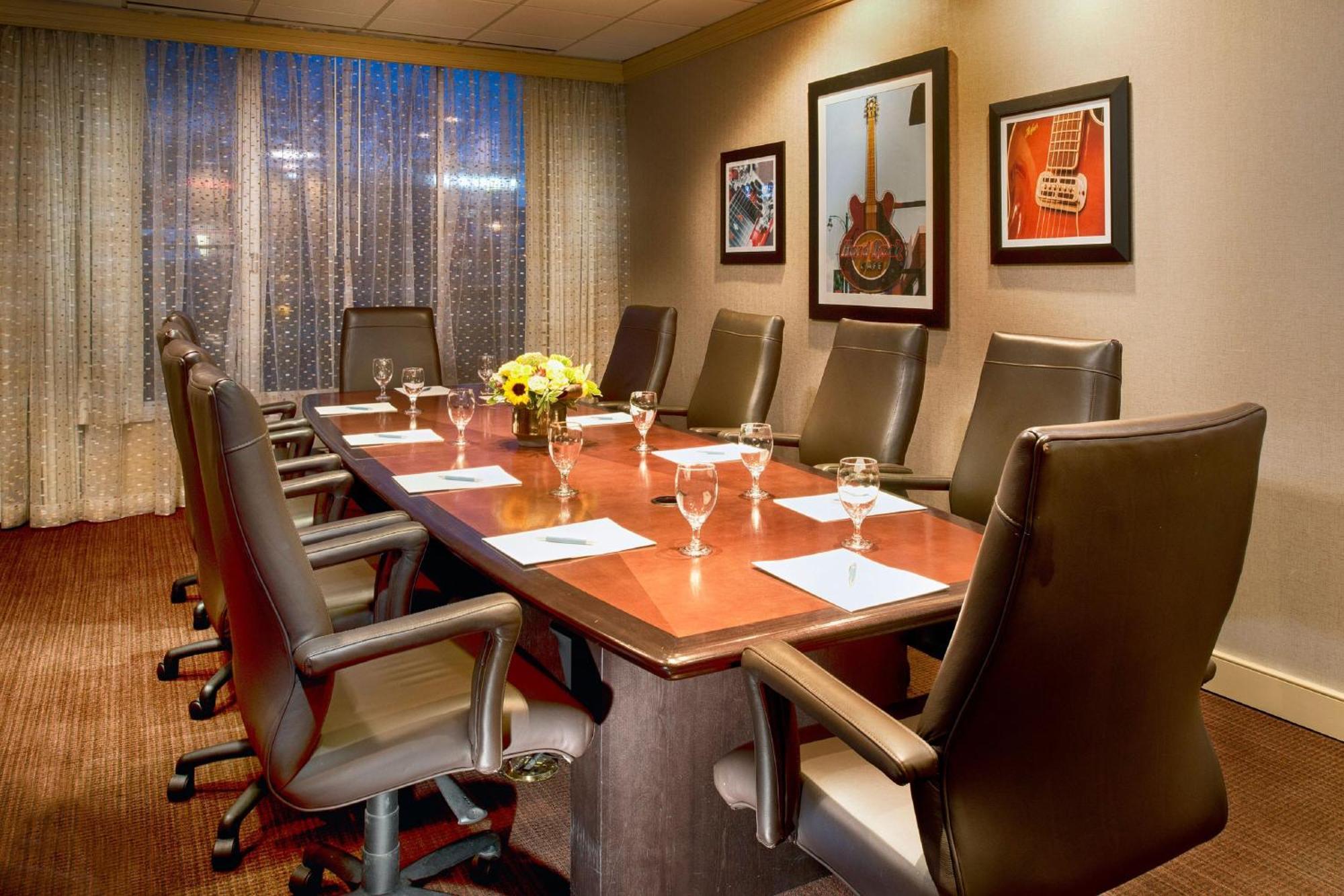 Four Points By Sheraton Memphis East Екстериор снимка