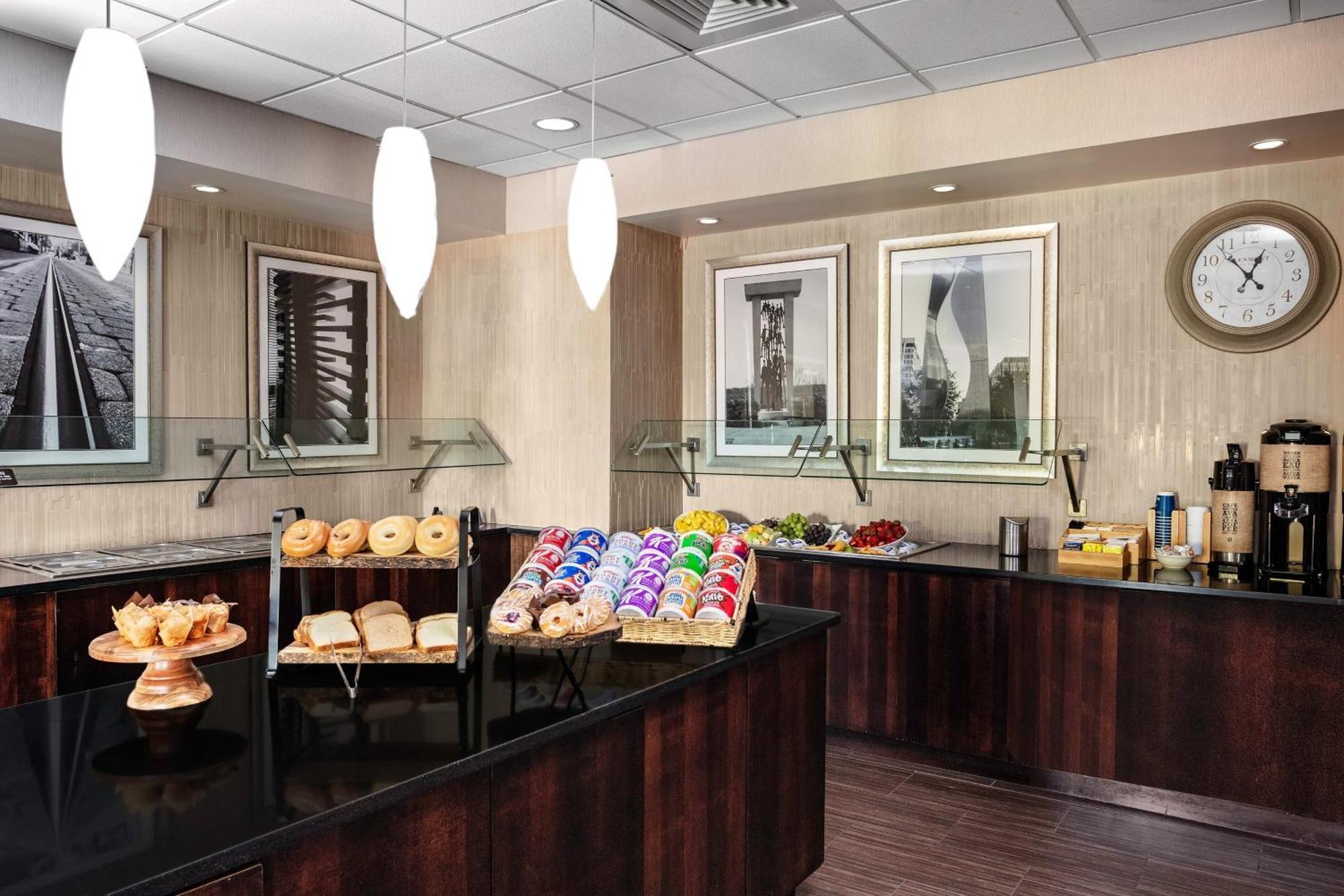 Four Points By Sheraton Memphis East Екстериор снимка